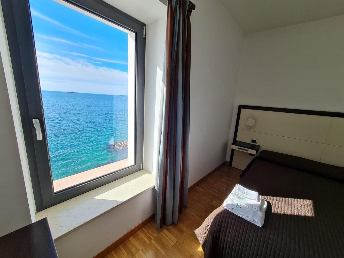 Bed and Breakfast Baja Delle Sirene Таранто Экстерьер фото